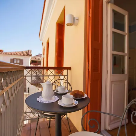 Aetoma Hotel 4*