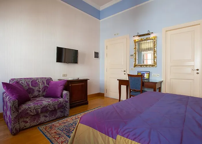 Aetoma Hotel