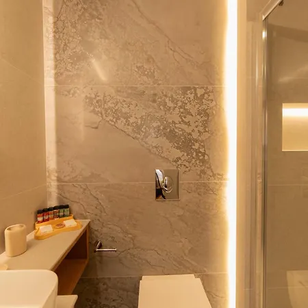 Hotel Aetoma 4*