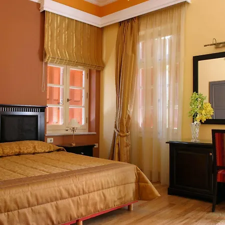 Hotel Aetoma 4*