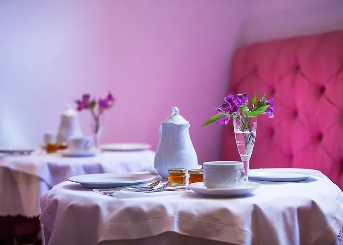 Ξενοδοχείο αέτωμα